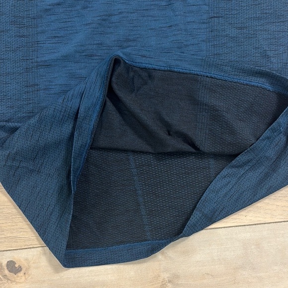 Under Armour Men's Seamless Threadborne Heat Gear Blue short sleeve shirt - Picture 7 of 11